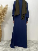 Vêtement traditionnel, abaya bleu, confort et esthétique