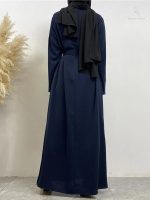 Abaya confortable en teinte bleu nuit