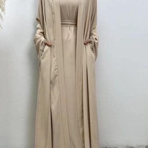 Abaya légère couleur champagne, style moderne