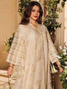 Abaya Al-Majdouline, chic et traditionnel à Dubaï