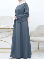 Abaya Dubai en gris perle, silhouette élégante et ample