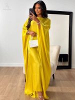 Abaya Dubai jaune avec motif papillon élégant