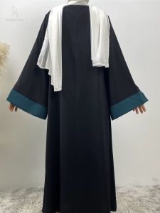 Abaya en bleu émeraude, confort et chic