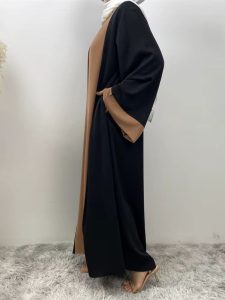 Abaya Dubai avec design kimono en noir et beige