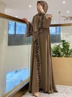 Abaya kimono sable noir élégante pour un look moderne