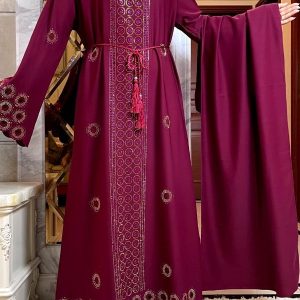 Abaya luxe grenat impérial de Dubai