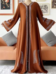Abaya luxe marron épicé, élégante et raffinée