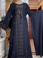 Abaya luxe noire intense inspirée de Dubaï