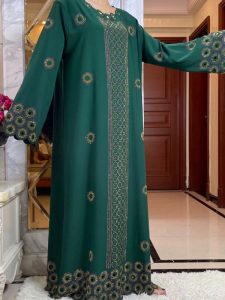 Abaya Dubai en vert jade, style chic et raffiné