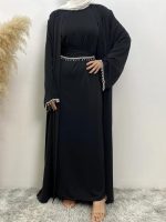 Abaya Dubaï noire élégante et moderne