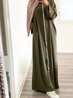 Abaya urbaine vert olive élégante de style Dubai
