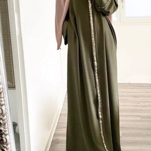 Abaya urbaine vert olive élégante de style Dubai