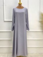 Abaya moderne femme gris argenté élégante et raffinée
