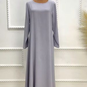 Abaya moderne femme gris argenté élégante et raffinée