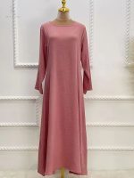 Abaya moderne rose pour femme élégante