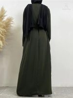Abaya en kaki, style intemporel et confortable