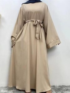 Abaya kimono beige crème élégante et moderne