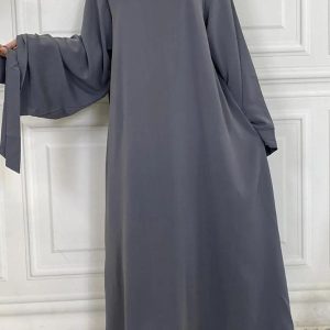 Kimono gris ardoise, style abaya contemporain