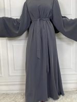 Abaya chic en gris ardoise, parfaite pour toutes occasions