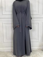 Kimono gris ardoise, design fluide et confortable