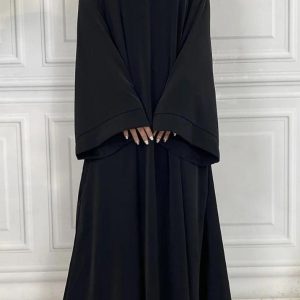 Abaya kimono noir pour une allure chic