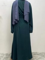 Abaya kimono vert, pièce polyvalente et raffinée