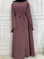 Abaya en tissu léger, teinte Violet Poudré raffinée