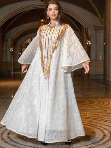 Abaya élégante en blanc pour cérémonies