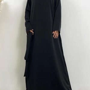 Abaya noire élégante et raffinée