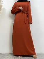 Abaya longue orange, parfaite pour un look raffiné