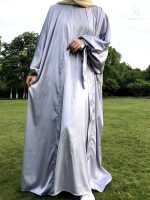 Abaya papillon argentée en tissu pur