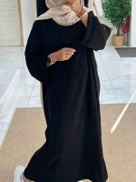 Abaya noire en velours pour femme élégante