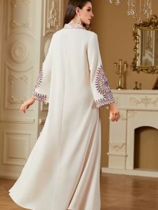 Abaya moderne Al-Kawthar, design raffiné et confortable