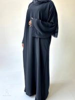 Abaya satin bleu classique et élégant