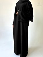 Abaya satin Ébène Noir élégante et raffinée