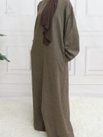 Abaya marron foncé, tissu satin doux et fluide
