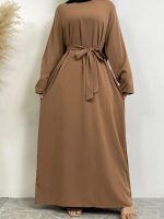 Abaya taupe chic, parfaite pour un look raffiné