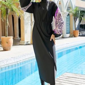 Burkini Jasmine noir avec imprimé pourpre en 3 pièces