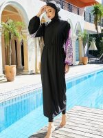 Ensemble de burkini noir, motifs pourpres, style élégant