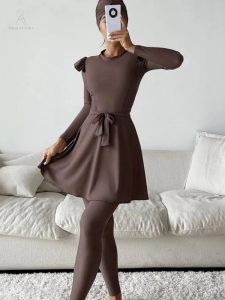 Ensemble de burkini Maia, style contemporain et élégant