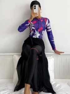 Ensemble burkini 4 pièces, style contemporain et confortable