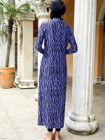Mode de plage, burkini Jasmina en bleu vibrant