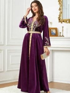 Caftan mariage élégant en teintes améthystes