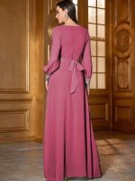 Caftan luxueux pour célébrations nuptiales