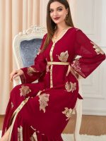Modèle Rubis d'Or en caftan traditionnel