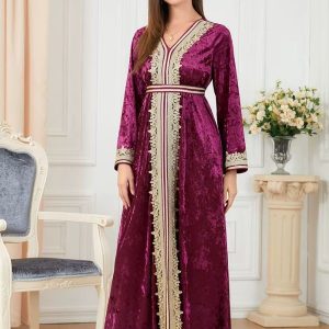 Caftan prune élégant pour cérémonies