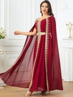 Caftan luxe rouge rubis, élégant et raffiné
