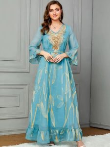 Vêtement de mariage en bleu céleste