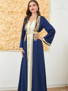 Caftan Bleu Majesté avec broderies raffinées