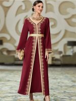 Caftan féminin pour événements spéciaux en grenat
